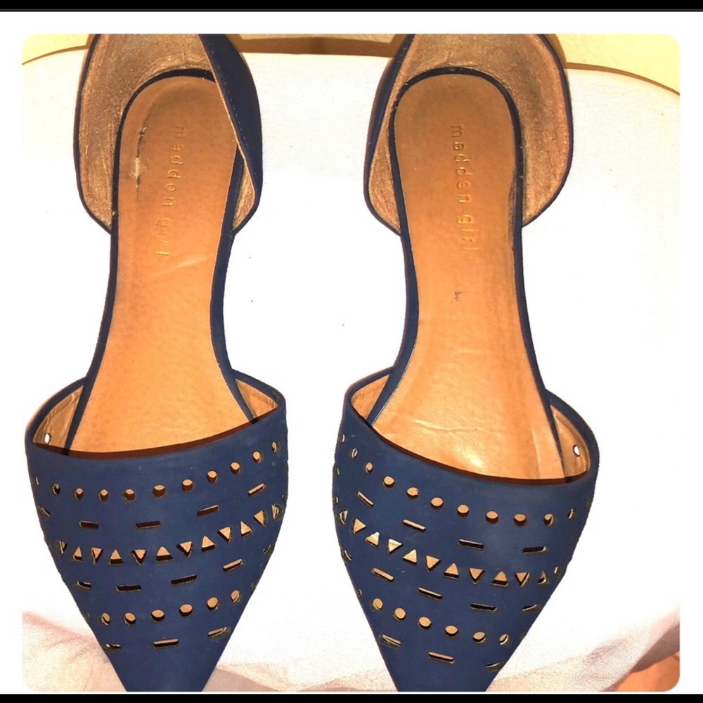 Madden Girl navy blue casual flats